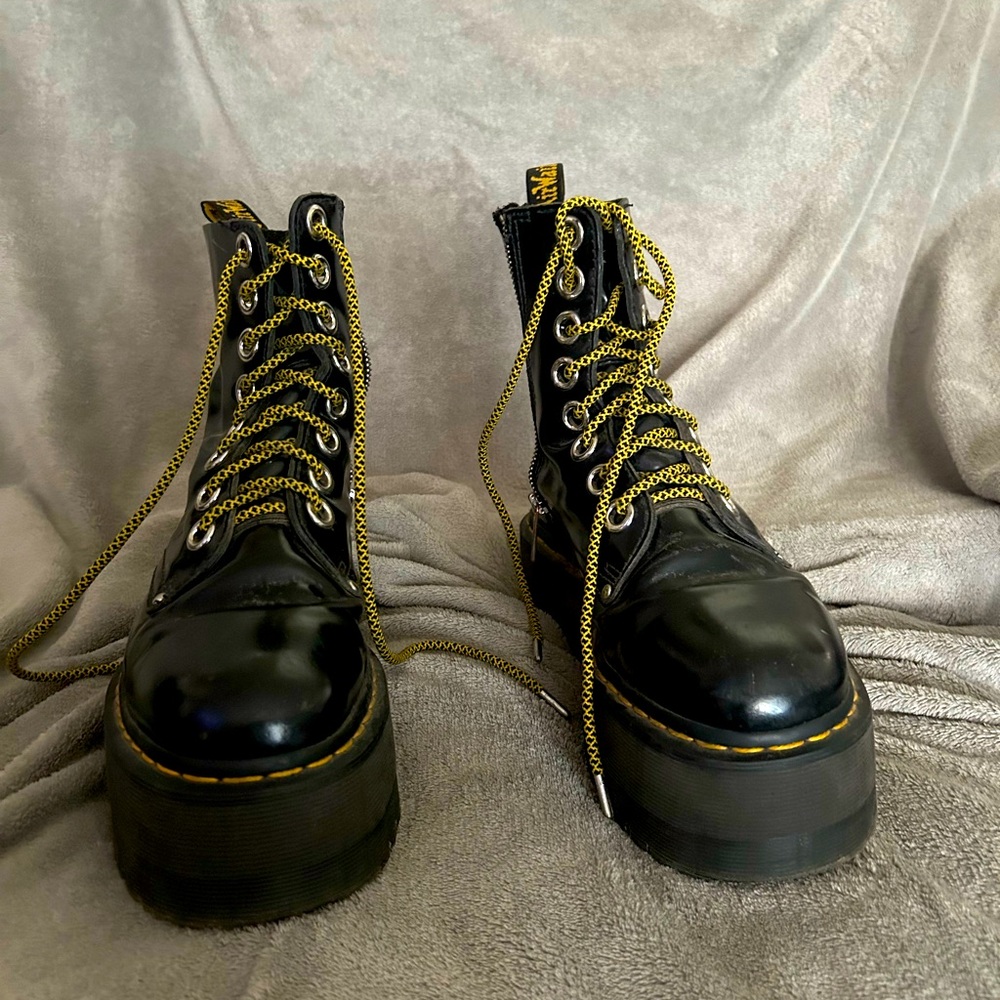 Dr Marten combat boots